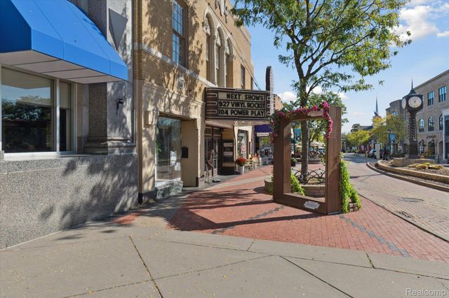 146 S Rogers Street, Northville, MI 48167