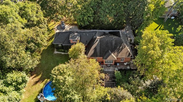 146 S Rogers Street, Northville, MI 48167