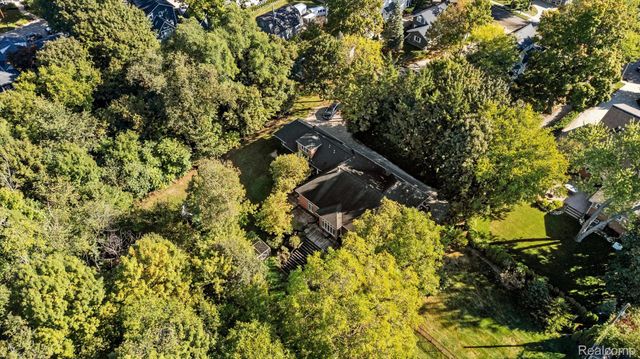 146 S Rogers Street, Northville, MI 48167