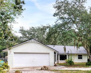 32645 RED OAK DRIVE, Eustis, FL 32736