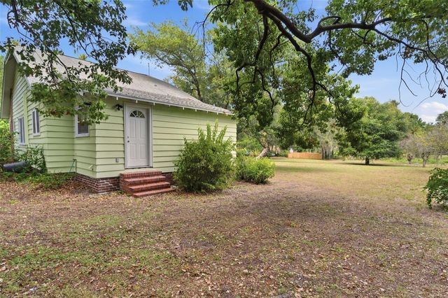 1747 APACHE TRAIL, Clearwater, FL 33755