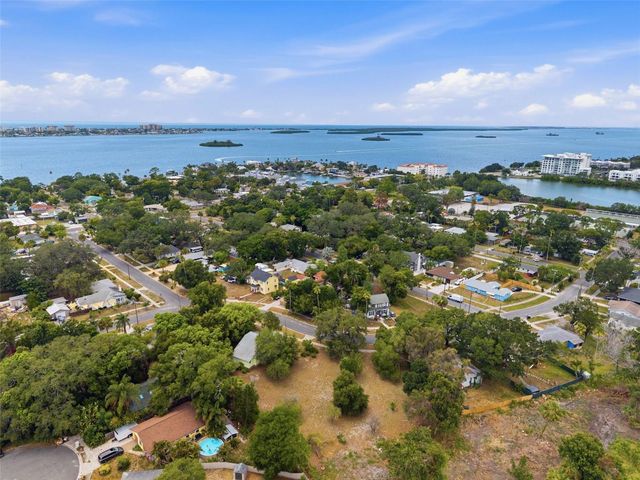 1747 APACHE TRAIL, Clearwater, FL 33755