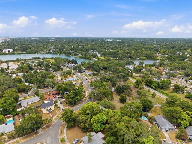 1747 APACHE TRAIL, Clearwater, FL 33755