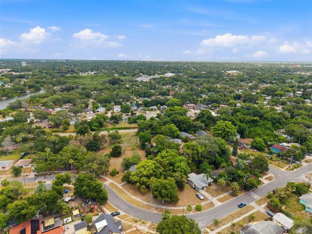 1747 APACHE TRAIL, Clearwater, FL 33755