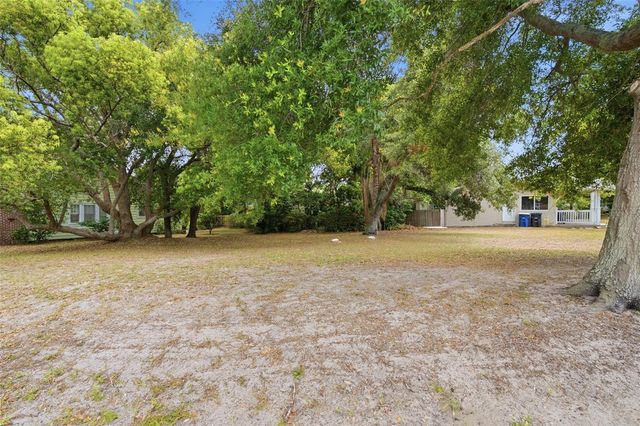 1747 APACHE TRAIL, Clearwater, FL 33755