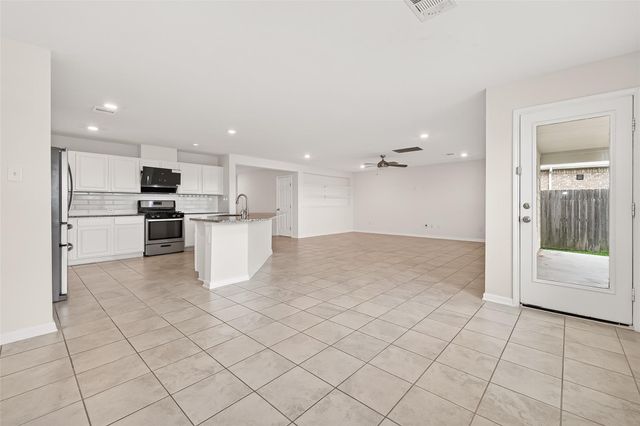 28407 Bobcat Bayou Drive, Katy, TX 77494