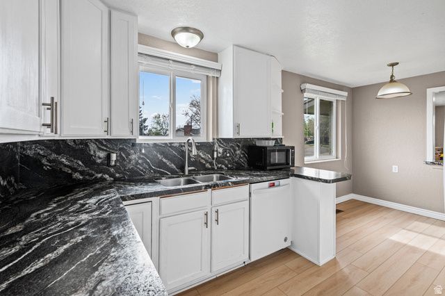 488 N FERN DR, Clearfield, UT 84015