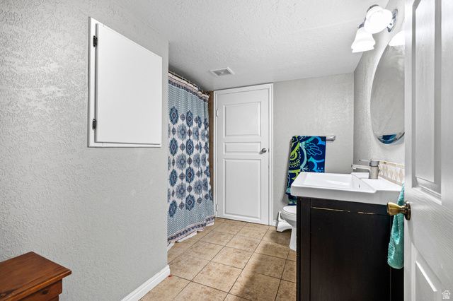 488 N FERN DR, Clearfield, UT 84015