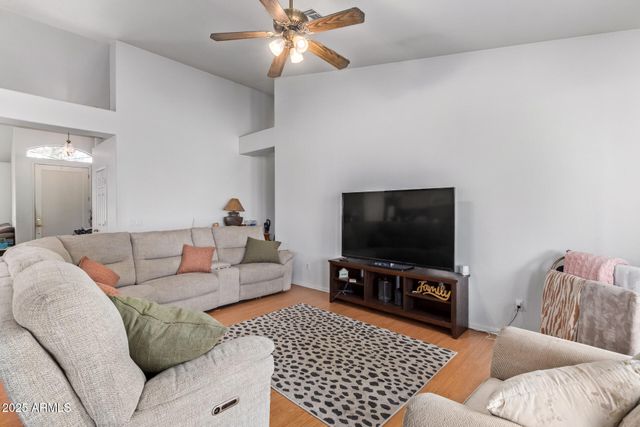 11606 W LAURELWOOD Lane, Avondale, AZ 85392