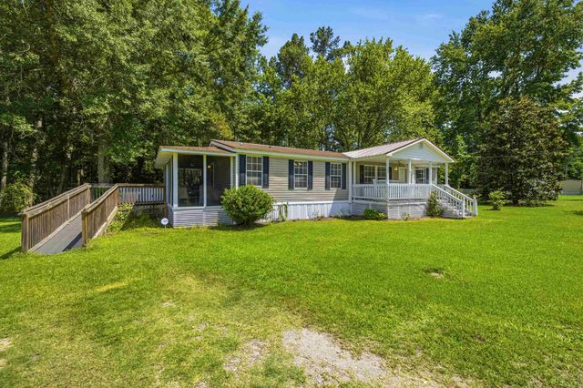 2821 Partridge Ln., Conway, SC 29527