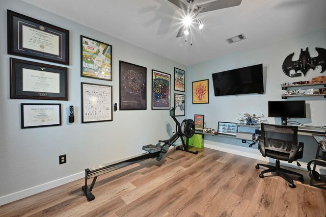 6609 W Oasis DR, Austin, TX 78749