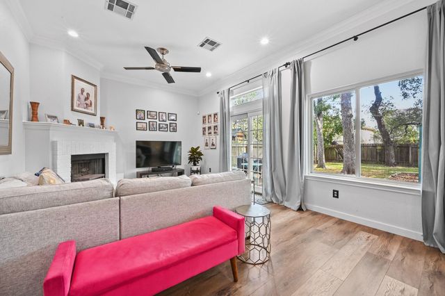 6609 W Oasis DR, Austin, TX 78749