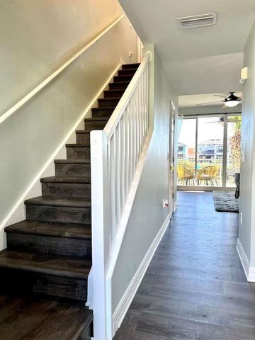 547 BAHIA BEACH BOULEVARD, Ruskin, FL 33570