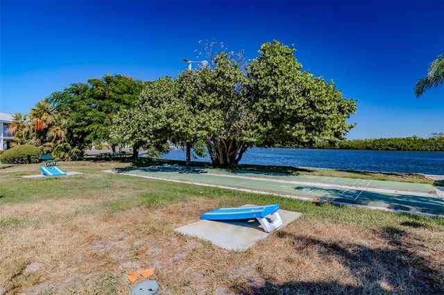 547 BAHIA BEACH BOULEVARD, Ruskin, FL 33570