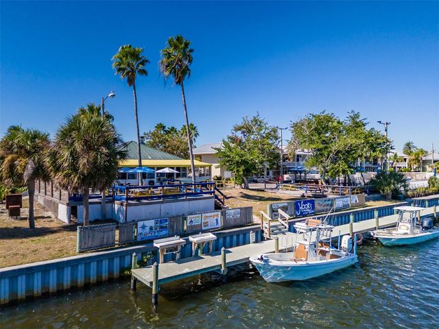 547 BAHIA BEACH BOULEVARD, Ruskin, FL 33570