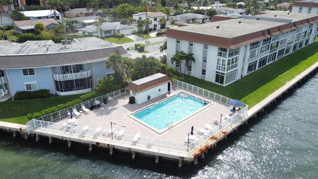 410 Wilma Circle 308, Riviera Beach, FL 33404