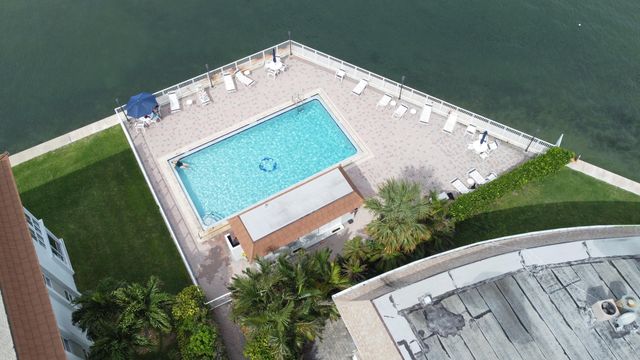 410 Wilma Circle 308, Riviera Beach, FL 33404