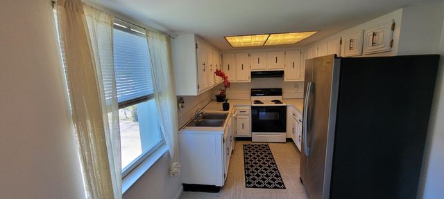 410 Wilma Circle 308, Riviera Beach, FL 33404