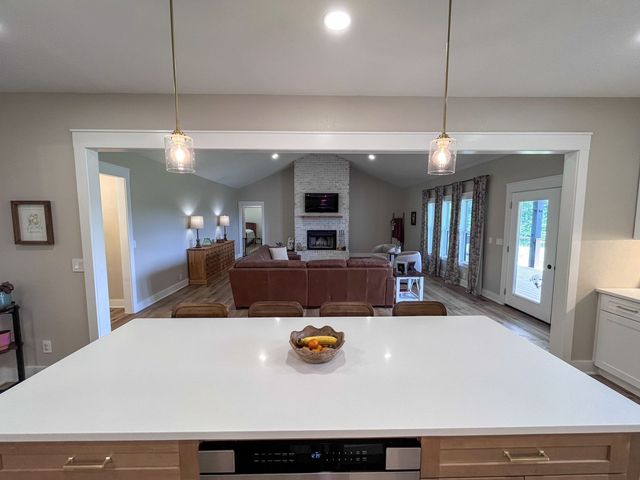 320 Ridge Ln, Monterey, TN 38574