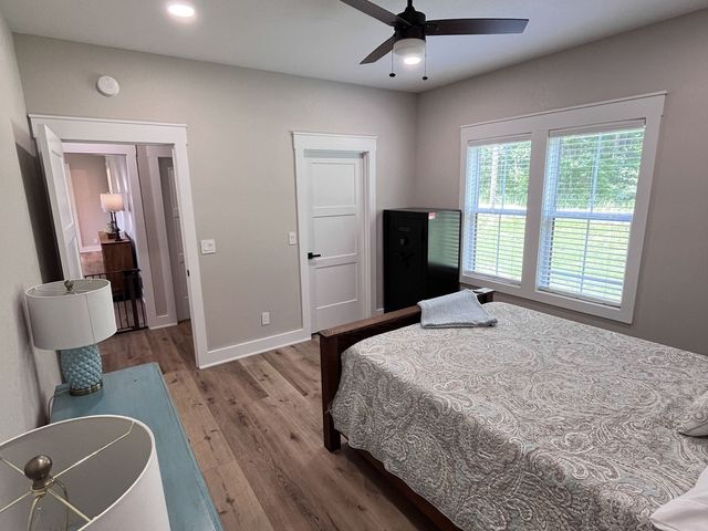 320 Ridge Ln, Monterey, TN 38574