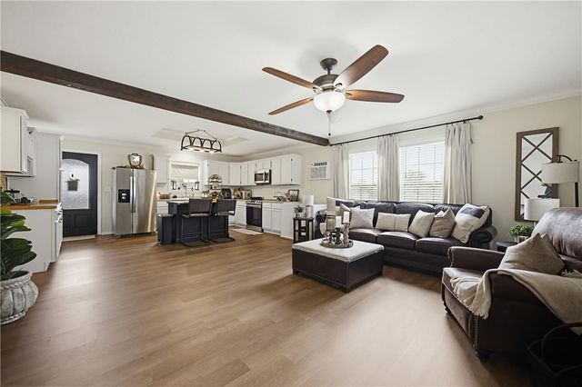 10519 County Road 2343, Sinton, TX 78387