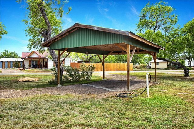 10519 County Road 2343, Sinton, TX 78387
