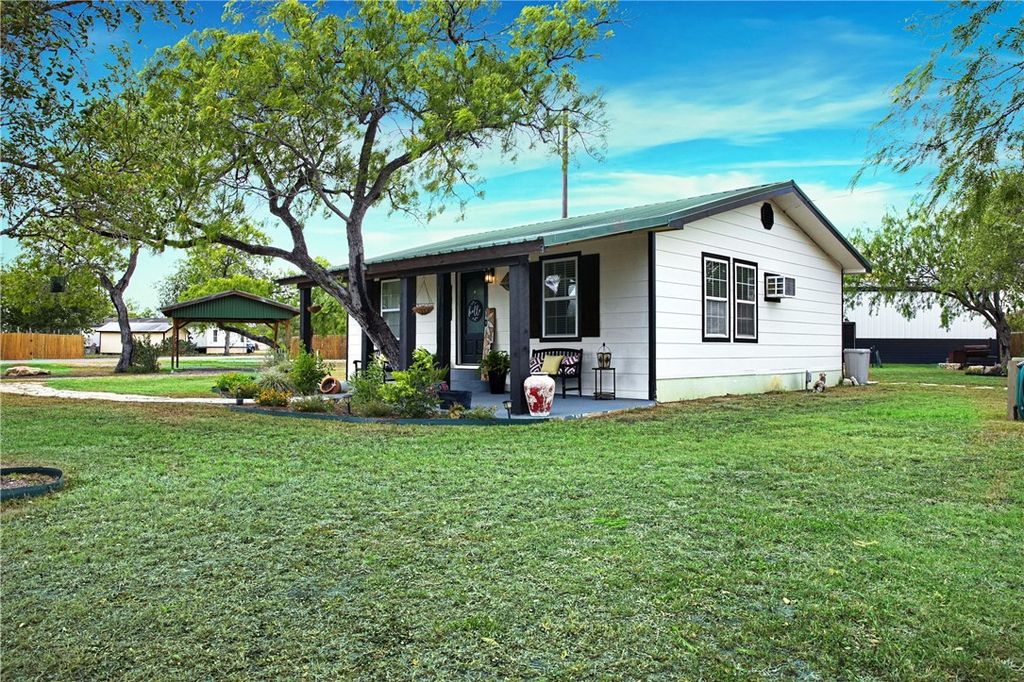 10519 County Road 2343, Sinton, TX 78387 — photo 3