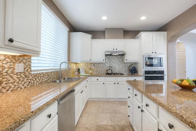 45635 Magnolia Place, Temecula, CA 92592