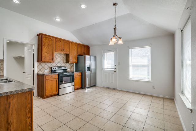 2014 Zavala, Forney, TX 75126