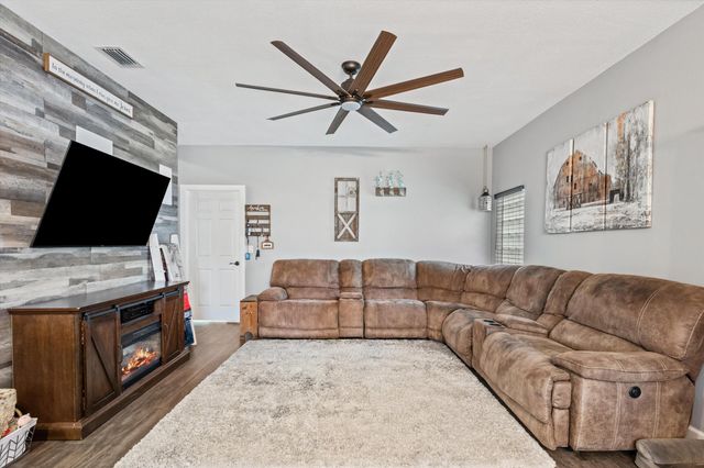 6817 Coral Reef Street, Lake Worth, FL 33467