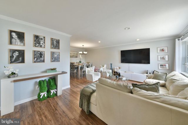 9747 HOFF ST, Philadelphia, PA 19115