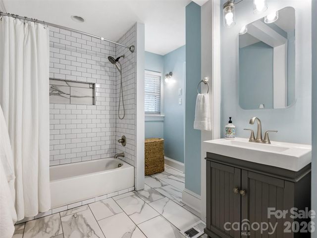 2508 Hilliard Drive, Charlotte, NC 28205