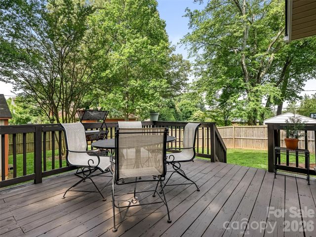 2508 Hilliard Drive, Charlotte, NC 28205