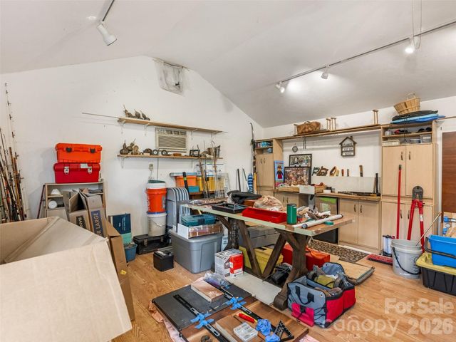 2508 Hilliard Drive, Charlotte, NC 28205