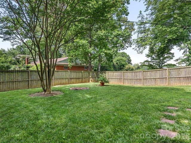 2508 Hilliard Drive, Charlotte, NC 28205