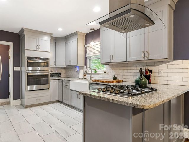 2508 Hilliard Drive, Charlotte, NC 28205
