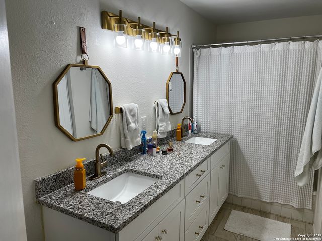 115 Caleta Beach, San Antonio, TX 78232