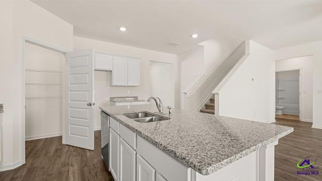 201 Cattle Drive, Perry, GA 31069