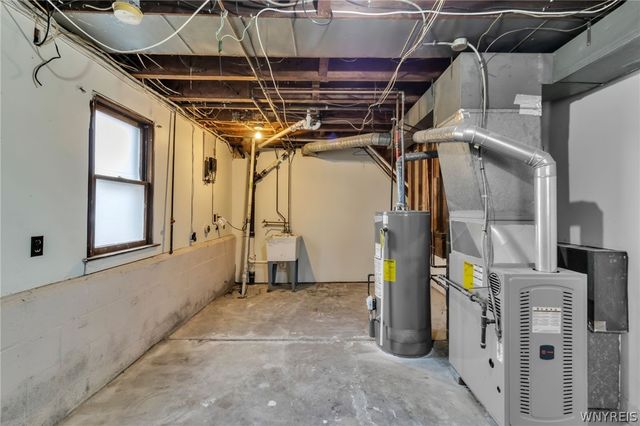 946 Highland Avenue, Tonawanda, NY 14223