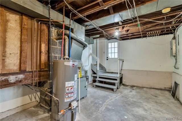 946 Highland Avenue, Tonawanda, NY 14223