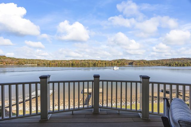 744 Miracle Rd, Decaturville, TN 38329