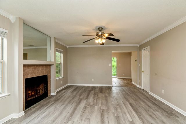 3036 Yorktown Circle, Fort Walton Beach, FL 32547