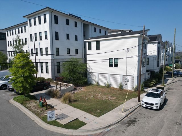 108 Cooper Street, Charleston, SC 29403