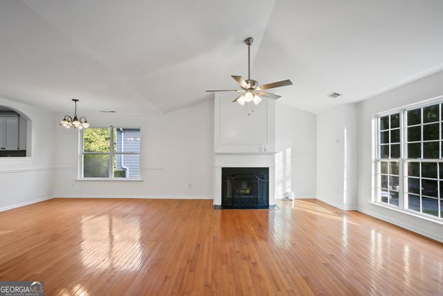 1068 S Gordon Road, Austell, GA 30168