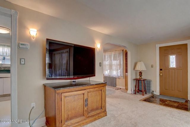 39 Harrison Street, Sayreville, NJ 08872