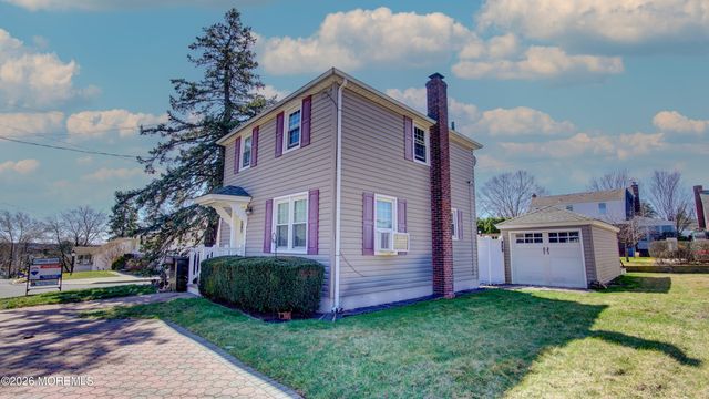 39 Harrison Street, Sayreville, NJ 08872