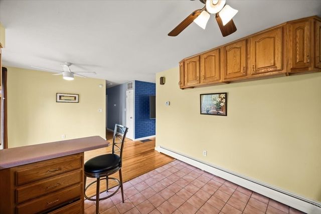 82 Midland Rd, Somerset, MA 02726