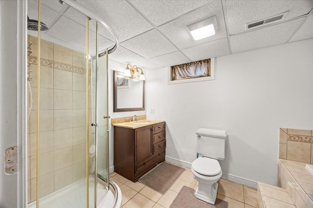 82 Midland Rd, Somerset, MA 02726