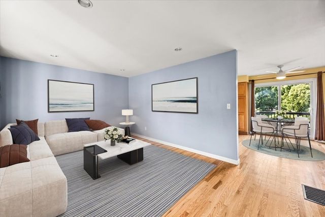 82 Midland Rd, Somerset, MA 02726