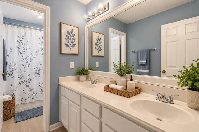 1107 Elmgrove Park Lane, Seabrook, TX 77586
